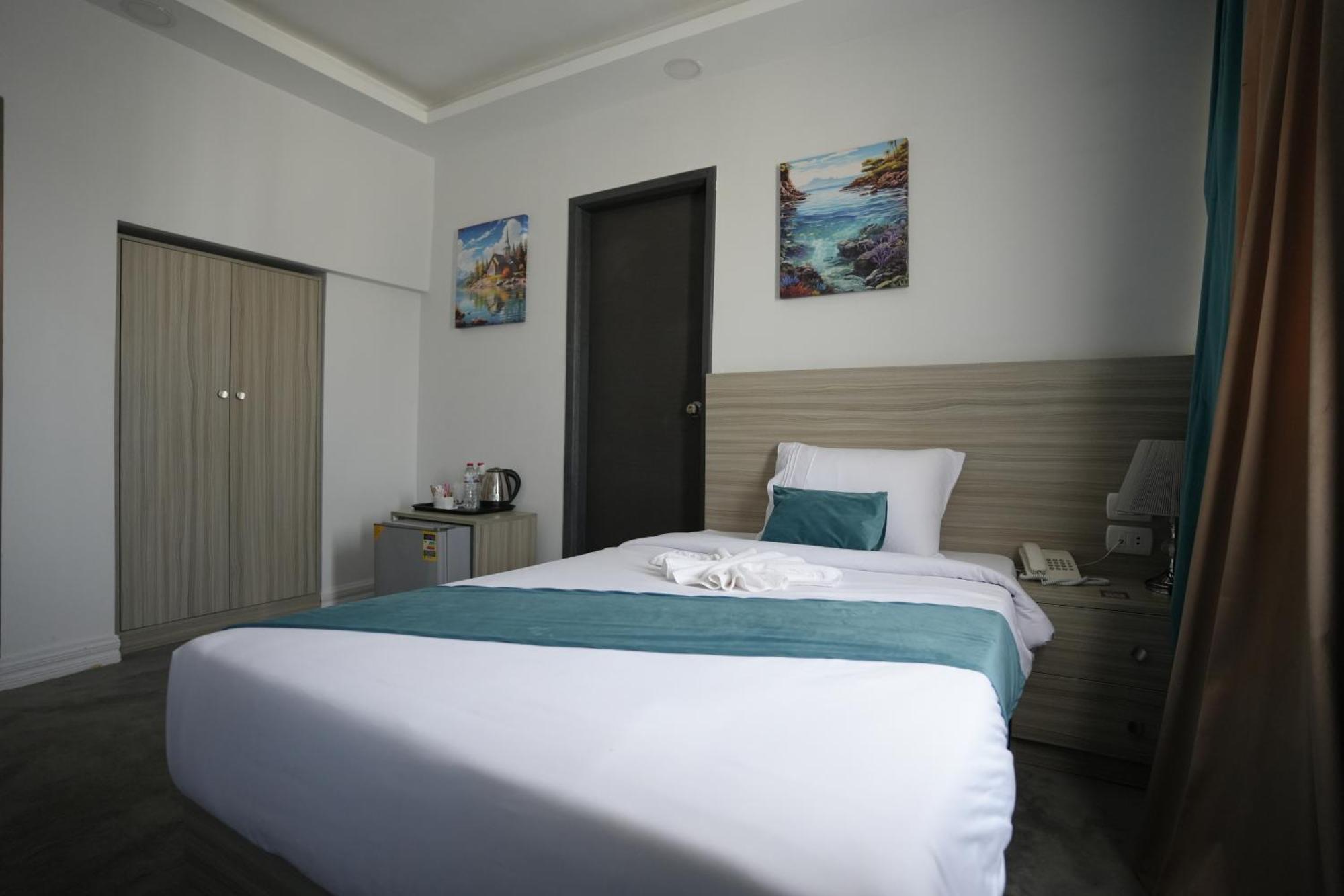 Mar Charbel Hotel カイロ エクステリア 写真
